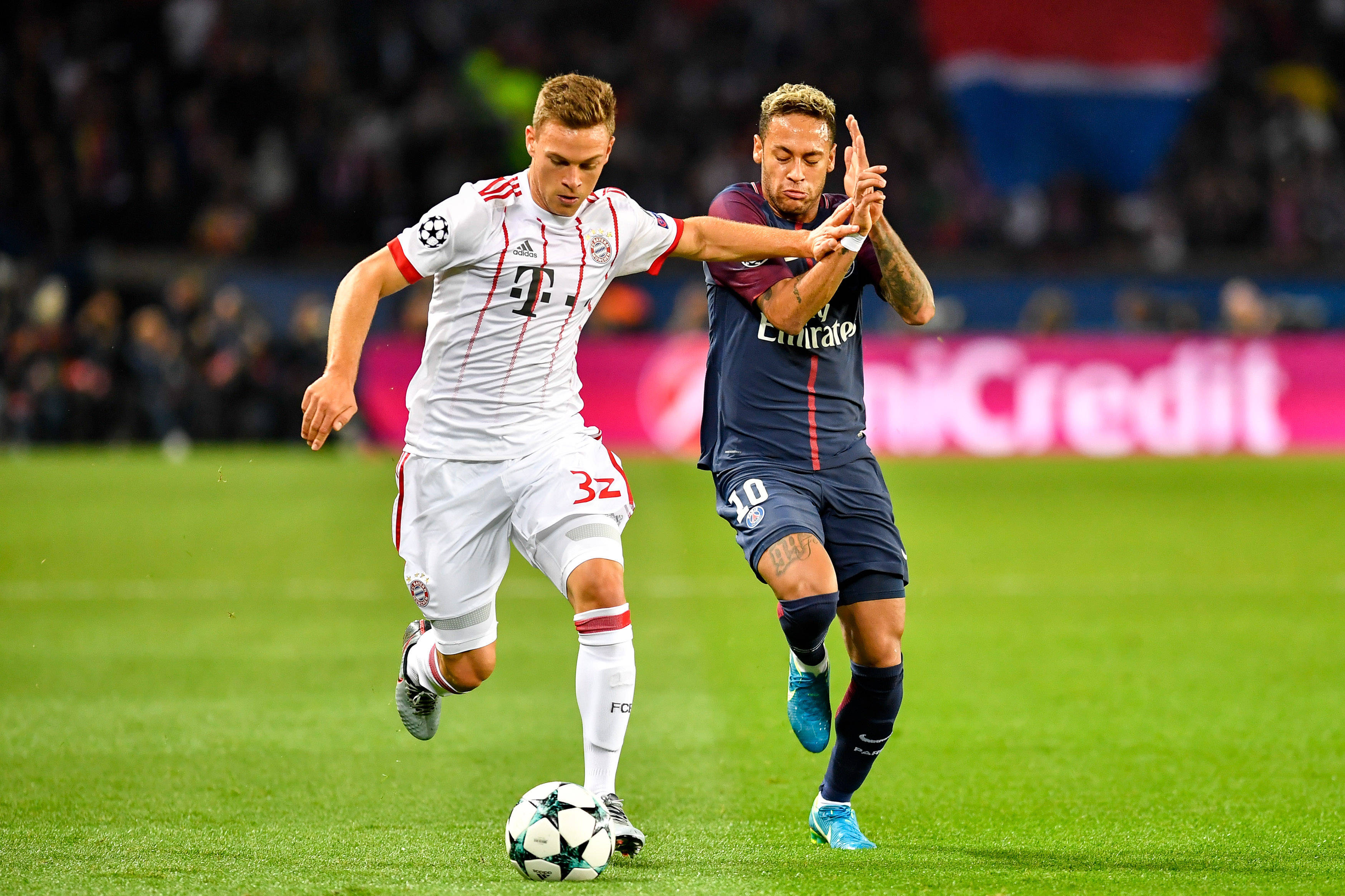 关于外援助攻得手，球队客场大胜领先对手的信息