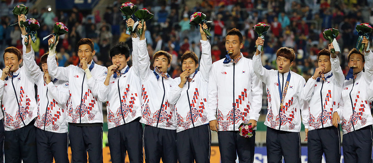 韩国队力求在篮球比赛中取得突破