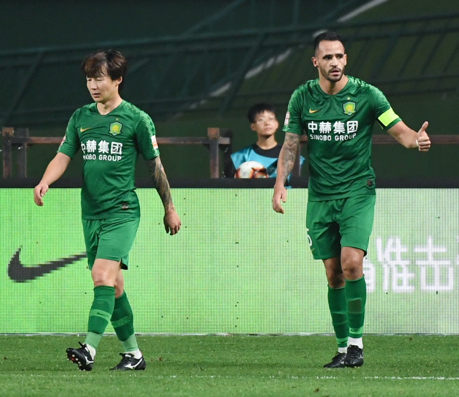 包含广州富力比不敌河北华夏幸福，遭遇主场告负的词条